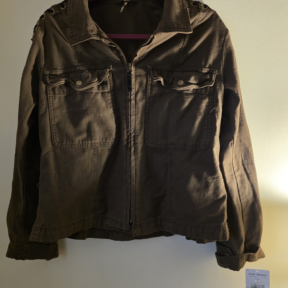 NWT FREE PEOPLE Tan Utility Jacket with Black Accents - Picture 3 of 7